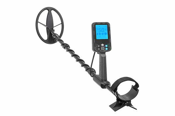 product photo of a metal detector with illuminated display